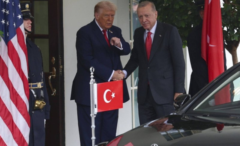 Erdogan u razgovoru sa Trampom: Turska pozdravlja napore SAD za mir u regionu