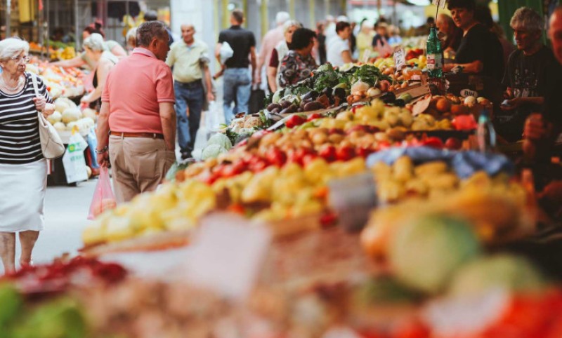 Jabuke po tri, orasi po 19 maraka: Ovo su cijene na banjalučkoj Tržnici
