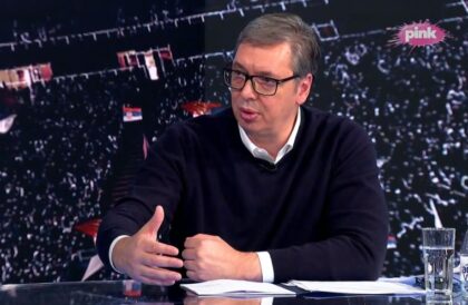 Vučić: Lažne informacije o zvučnom topu davali pojedinci iz policije