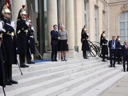 Cvijanovićeva sa Makronom: Poništiti strani intervencionizam