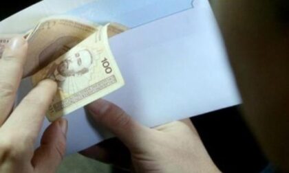 Policiji u rokovnik ubacio 100 KM da ga ne testiraju na drogu: Banjalučki sud presudio ovako