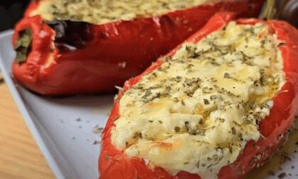 Ručak koji će sve oduševiti: Crvene paprike sa sirom i suvim vratom