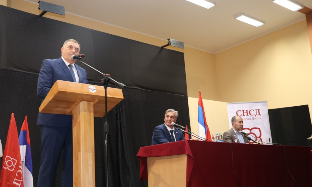 Predizborna tribina SNSD-a u Loparama! Dodik: Važno je da Karan bude izabran