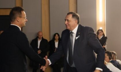 Dodik povodom uručenja počasne titule Sijartu: Srpska i Mađarska pišu najbolje stranice saradnje