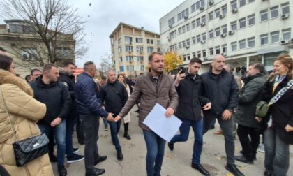 Stanivuković ispred MUP-a: Drogu su htjeli podmetnuti Driniću i meni FOTO/VIDEO