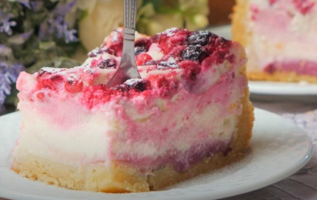 Kolač koji su pravile naše bake: Dunavski talasi objedinjuju mekani biskvit