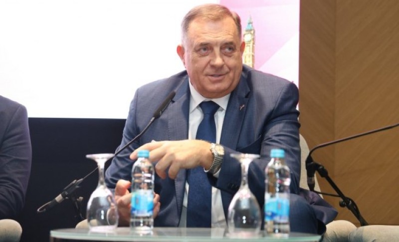 Pozvao ljude iz dijaspore da se vrate: Dodik poručio da su u Srpskoj dobri uslovi za život FOTO