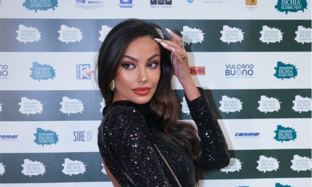 Pogled koji hipnotiše: Za nju kažu da je najljepša žena na Balkanu FOTO