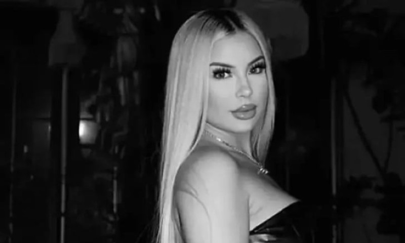 Jezivo ubistvo: Mlada pjevačica izrešetana u automobilu, dvije osobe ranjene