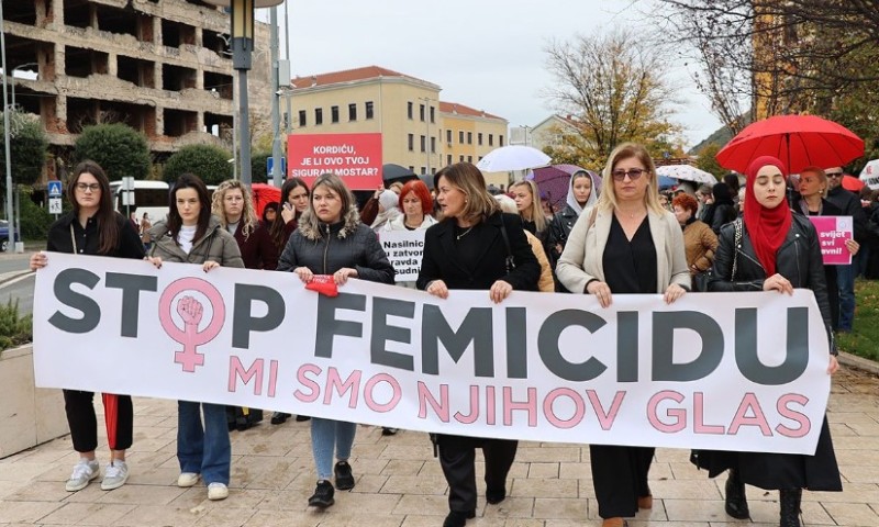 Protestna šetnja u Mostaru: Građani poručili da ubistvo Aldine ne smije ostati nekažnjeno