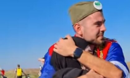 Zbog njih plače Balkan: On sa šajkačom, ona sa hidžabom – sve za Novi Sad VIDEO