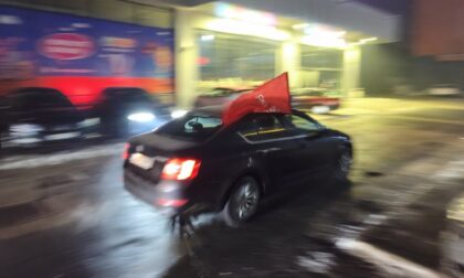 Počelo slavlje u Banjaluci! SNSD sa kolonom automobila trubi ispred suprotnog tabora VIDEO