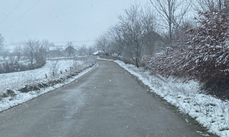Nadležni na terenu! Savić Banjac: Pratimo stanje, zimska služba ostaje u pripravnosti