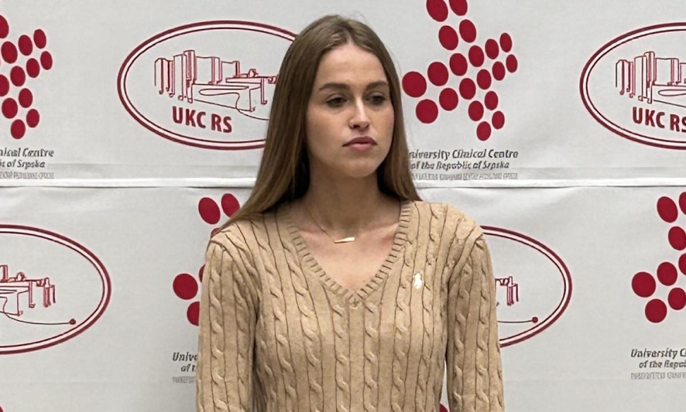 Kao najbolji diplomac Medicinskog fakulteta: Katarina Talić dobila posao u UKC RS FOTO
