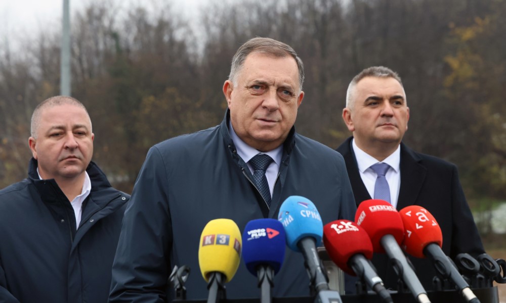 I Dodik obećava: Za puteve u Srpskoj biće uloženo stotinu miliona maraka