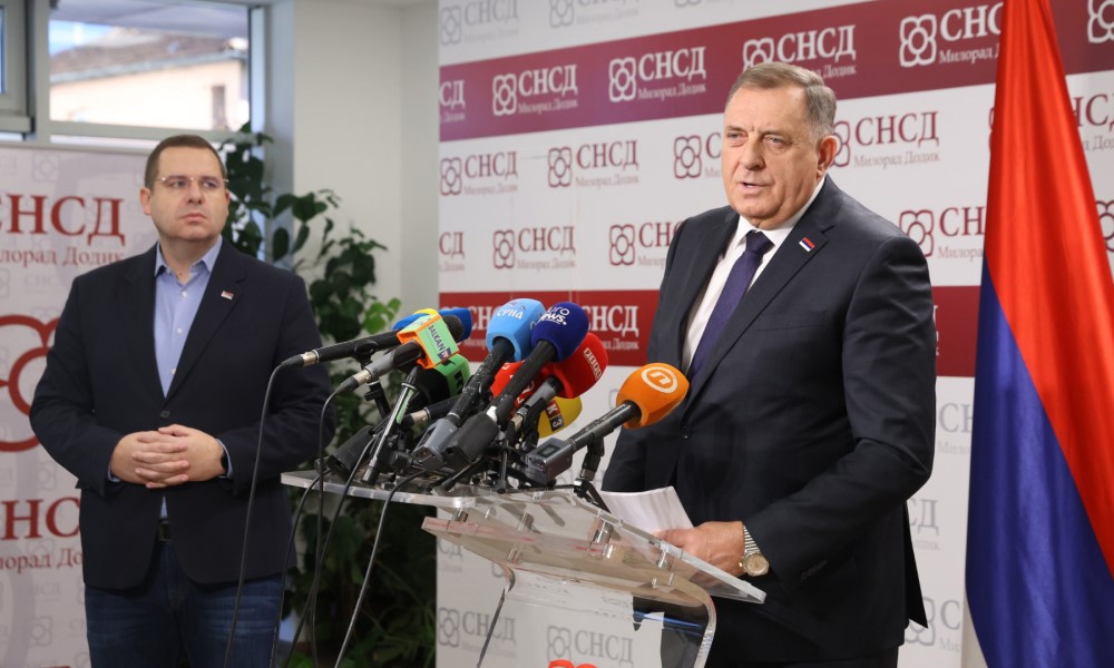 Dodik obećao dvije penzije u decembru! Evo kada stiže oktobarska