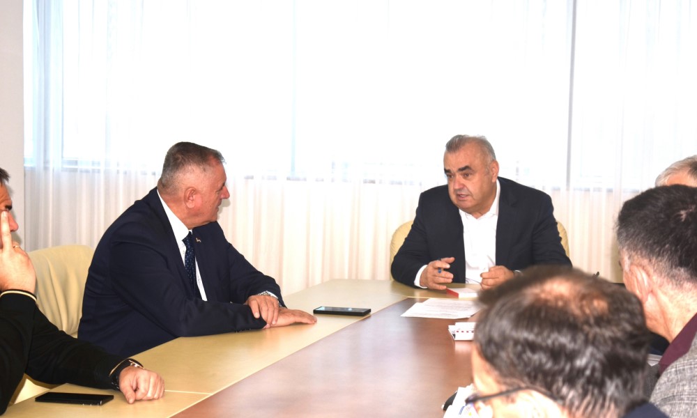 Stevanović i Višković na sastanku: Povezivanje sa Srbijom jedan od ključnih prioriteta