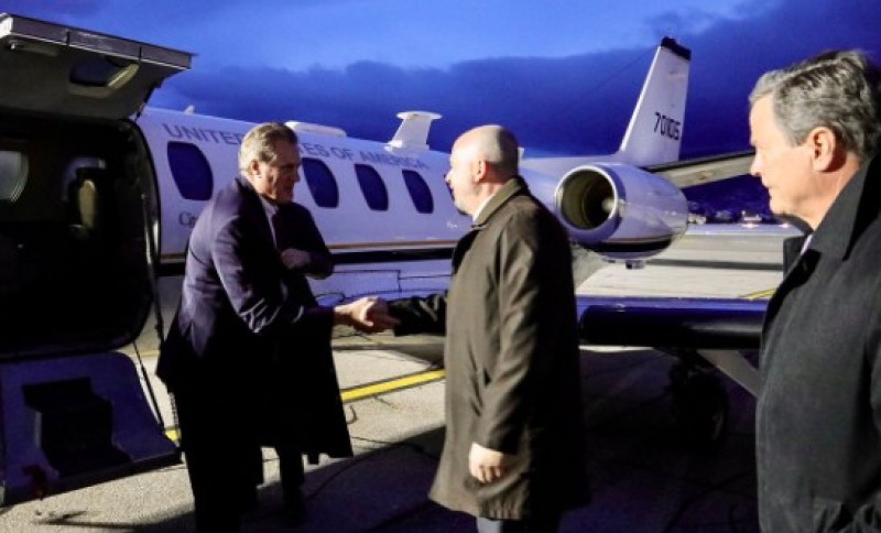 Američki kongresmeni stigli u Sarajevo: Slijede sastanci sa zvaničnicima BiH FOTO