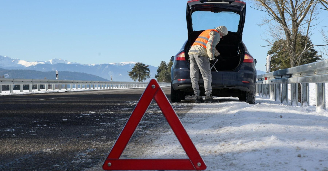 Ukrao mu auto i suprugu: Naivni vozač postao žrtva filmske prevare