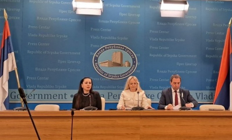 Sjednica Vlade Srpske: Pooštravaju se uslovi za podršku roditeljima četvoro i više djece