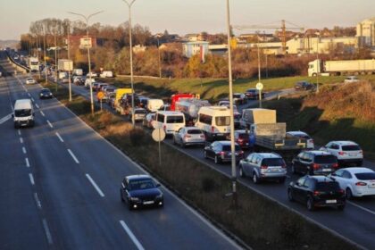 Kolaps na izlazu iz Banjaluke: Duga kolona vozila kod Prijedorske petlje