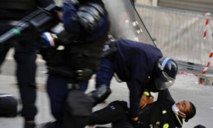 Žestok sudar – namjerno! Pet policajaca povrijeđeno nakon jurnjave za lopovima