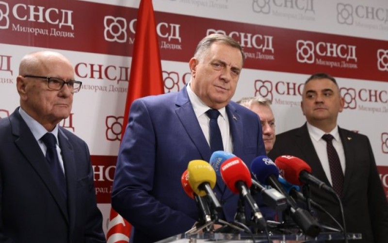 Dodik najavio: U januaru penzije veće za 6,25 odsto VIDEO