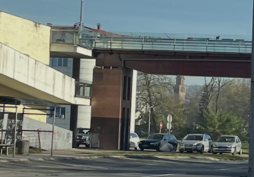 Mještani Starčevice upozoravaju: Djeca na ovom mjestu svakodnevno rizikuju živote