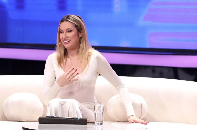 Saša Popović je spasio od golog slikanja: Rada Manojlović otkrila detalje s početka karijere