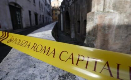 Tragedija! Umro radnik zarobljen ispod ruševina srednjovjekovne kule u Rimu VIDEO/FOTO