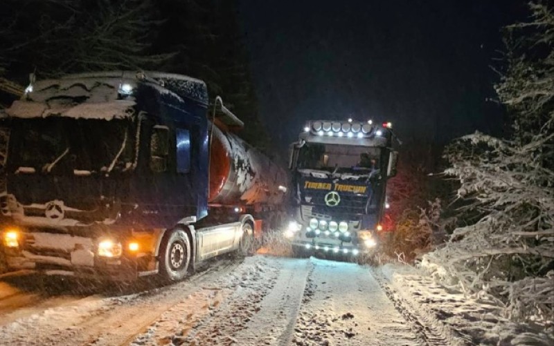 Zbog zimskih uslova: Ponovo u prekidu saobraćaj za teretnjake preko Romanije