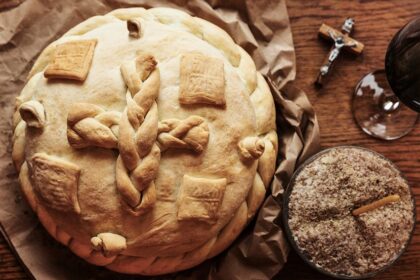 Recept za Mitrovdanski kolač: Pogača koja se ne siječe, nego lomi