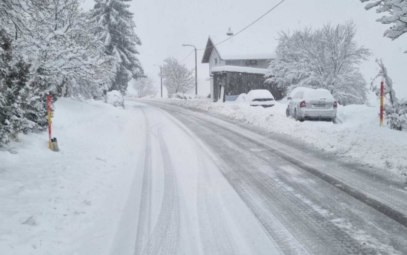 Zima ne popušta: Meteorolozi najavili minus 18, snijeg i ledenu kišu