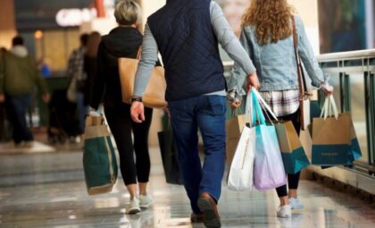 Prihodi nisu pokrili troškove! Poznati trgovački lanac odjeće i obuće iz regiona pred bankrotom