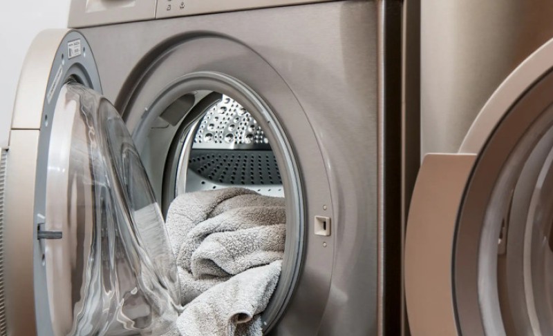 Uštedite na popravci i očuvate odjeću: Ovo stvari nikako ne smijete da perete u veš mašini