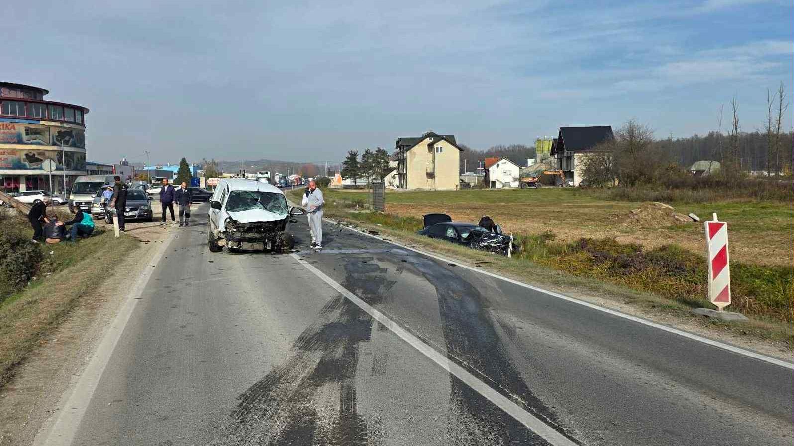 Saobraćaj u potpunosti obustavljen: Još jedna teška nesreća u ovom dijelu BiH