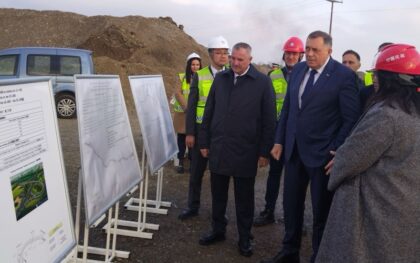 Višković na gradilištu: Projekat auto-puta Vukosavlje-Brčko može da ide u realizaciju