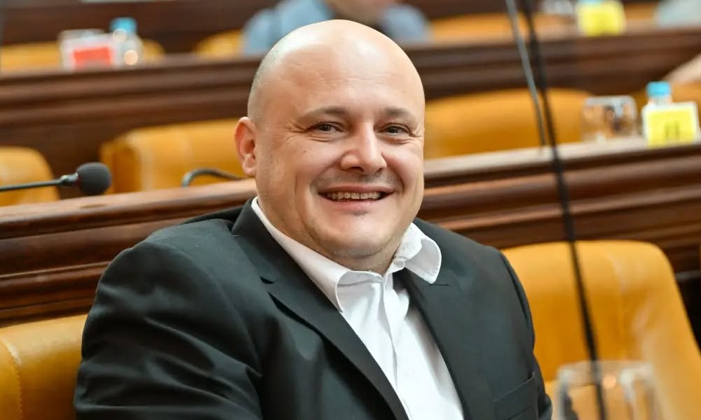 Banjalučki odbornik poručio Stanivukoviću: Zagrliću Vas jače nego Sanja Vulić