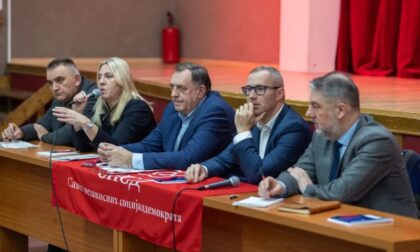 Dodik i Cvijanovićeva u Prnjavoru: Razgovarano sa rukovodstvom i aktivistima SNSD-a