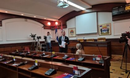 Ninkovićeva kancelarija otključana: Propala još jedna sjednica banjalučke Skupštine FOTO