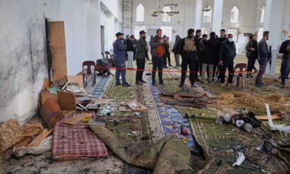 Najmanje pet osoba poginulo: Eksplodirala bomba u džamiji