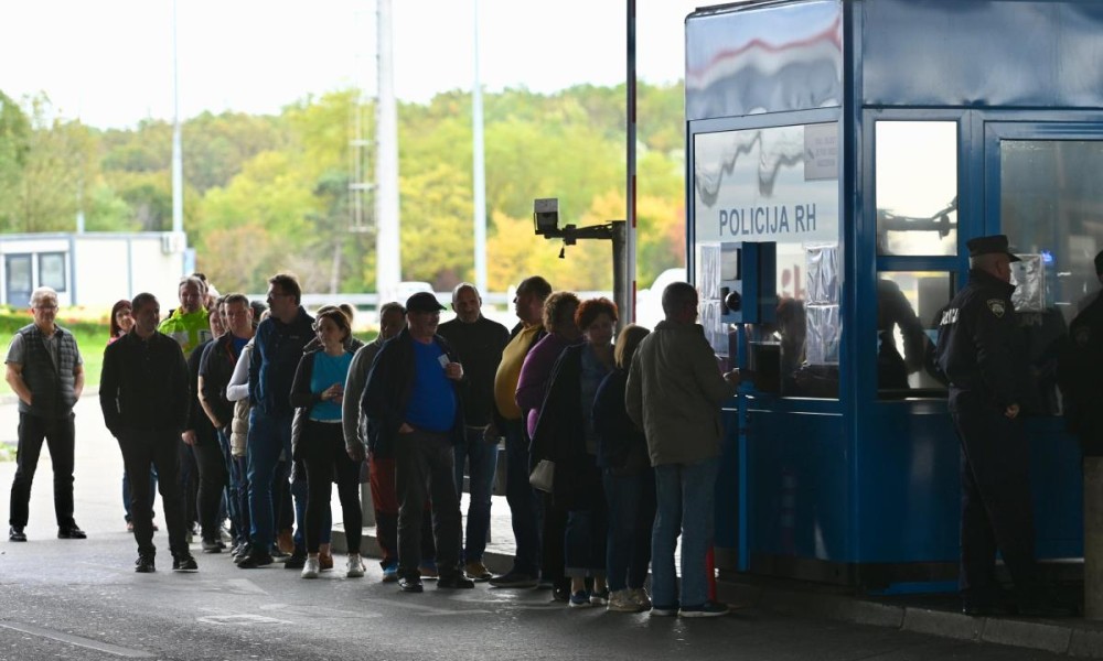 Hrvati uveli aplikaciju: Iz policije otkrili ima li posebnih traka za one koji su prošli kroz EES sistem