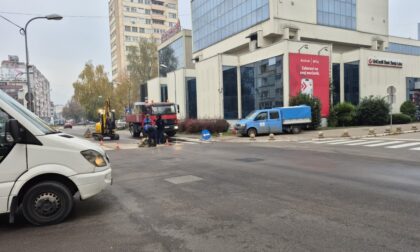 Tek mjesec dana od novog asfalta: U centru grada opet prekopavanje FOTO/VIDEO