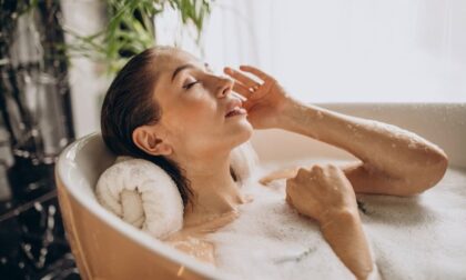 Uklanja stres nakon radne sedmice: Pripremite idealnu toplu kupku