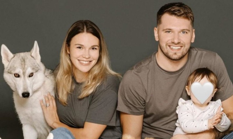 Stigla još jedna tatina princeza: Najbolji košarkaš postao otac po drugi put