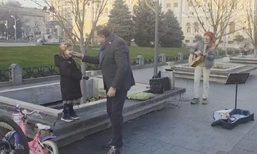 Dodik prošetao kroz Banjaluku: Svijet je dobro mjesto zahvaljujući djeci