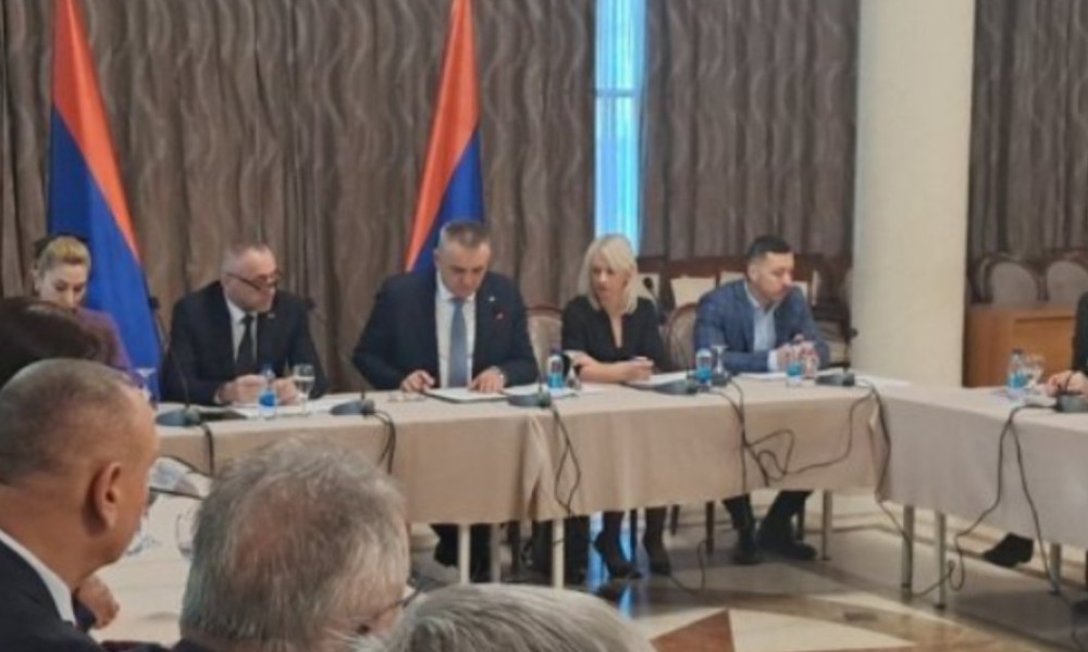 Minić zadovoljan sastankom: Prvi put postignut konsenzus o najvažnijim pitanjima