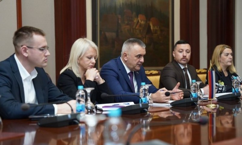 Minić nakon konsultacija o budžetu: I naredne godine pomoć Srbima u FBiH