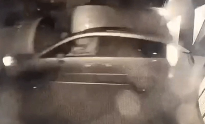 Brzo su odustali! Kako su pljačkaši automobilom pokušali da provale u šoping centar