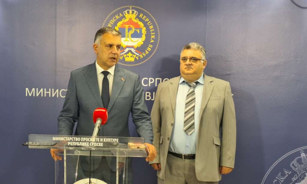 Sindikat traži da se “nepravda” ispravi: Izjednačiti plate prosvjetara u Srpskoj